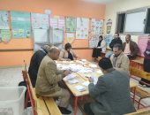 عملية الفرز في لجان الانتخابات