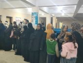 طوابير من السيدات أمام اللجان