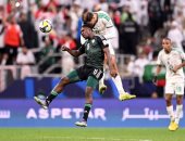 جانب من مباراة الإمارات والجزائر في كأس العرب 2025