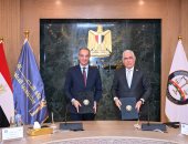 النائب العام يستقبل وزير الاتصالات وتكنولوجيا المعلومات بمقر مكتبه