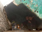 كابوس جديد يلاحق أهالى غزة.. الأمطار الغزيرة تغرق خيام النازحين والأطفال يواجهون الموت بردا.. الأمم المتحدة تحذر من معاناة جديدة لمئات الآلاف.. والصحة العالمية: وفاة 10 أشخاص فى 24 ساعة بسبب الطقس السيئ.. صور