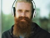 بتهتم بكلمات الأغنية ولا الموسيقى؟ 