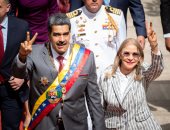 الرئيس الفنزويلى وزوجته 