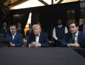 دونالد ترامب وفريقه أثناء متابعة عملية اعتقال مادورو 