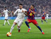 جانب من مباراة برشلونة وريال مدريد في كأس السوبر الإسباني