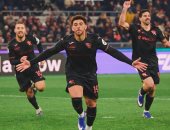 احتفال فريق تورينو بالفوز القاتل على روما