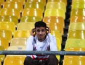 محمد خميس مشجع الزمالك في مباراة المصري 