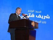 شريف فتحى وزير السياحة والآثار 