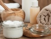 كريم مرطب للبشرة بمكونات طبيعية 