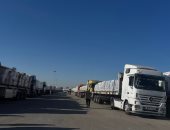 الشاحنات أمام معبر رفح