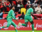 احتفال باب جاي لاعب منتخب السنغال بهدف التتويج