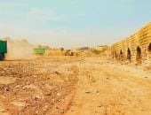 أعمال رفع المخلفات بمحيط سور مجرى العيون 