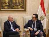 وزير الثقافة ونظيره بجمهورية رومانيا