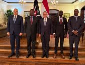 وزير الخارجية يجتمع مع عدد من الوزراء الكينيين