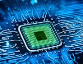 أزمة عالمية تهدد صناعة الرقائق الإلكترونية