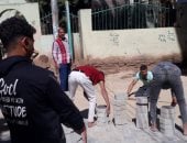 أعمال تركيب بلاط الإنترلوك بالشوارع في منطقة البوستة الجديدة