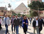 محافظ الجيزة يتفقد منطقة نزلة السمان 