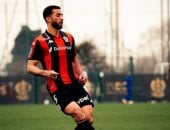 محمد عبد المنعم لاعب فريق نيس