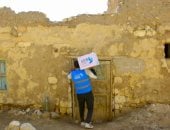 صناع الخير تواصل توزيع كراتين المواد الغذائية