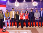 وزيرة التضامن تكرم نجوم وفريق مسلسل «صحاب الأرض» في ندوة الهلال الأحمر