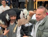 فرحة أفضل لاعب بالفوز بالمعزة