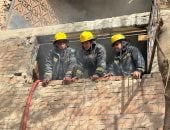 محاولات لإخماد الحريق - أرشيفية 