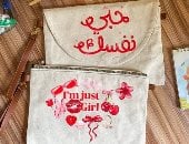 نهى تحدت الإعاقة بالفن والتصميمات المبهجة