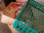 ضبط نحو طن لحوم منتهية الصلاحية ومجهولة المصدر بالإسكندرية