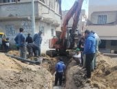  صيانة خطي مياه شرب ورصف طرق 