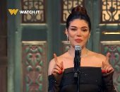 صابرين النجيلى من اتنين غيرنا لمطربة على خشبة المسرح.. فيديو