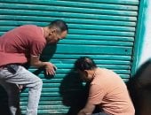 غلق وتشميع 45 منشأة مخالفة وغير مرخصة بأسوان