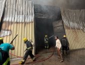 المعاينة: حريق مخزن جمالون من طابق واحد ومعدات تجهيزات الافراح بمصر القديمة ..صور