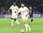 محمد عبد المنعم ينتظر المشاركة فى مباراة نيس ضد ليل