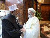 شيخ الأزهر يستقبل أمين عام الإفتاء العماني ويناقشان سبل تعزيز التعاون المشترك