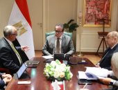 وزير الصحة يجتمع مع رئيس غرفة صناعة الدواء