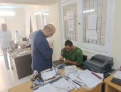 زيارة مفاجئة لوزير العمل في مكاتب القليوبية