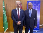 عفت السادات يستقبل وزير التجارة التونسي