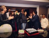 هاني شاكر يحتفل بعيد ميلاد المخرجة بتول عرفة بحضور كارول سماحة