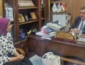 رئيس نقابة العاملين بالبنوك والتأمينات والزميلة آية دعبس