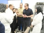 وزير الصحة يتفقد مركز طب أسرة أتليدم ومستشفى ملوي