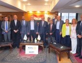 صناع الخير تسلم المعهد القومي لأمراض السكر والغدد الصماء جهازاً طبياً الأول من نوعه