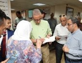  محافظ الجيزة يتفقد المركز التكنولوجى بالعجوزة ويستمع لشكاوى المواطنين