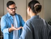 عبارات يومية يرددها النرجسيين والمتلاعبين
