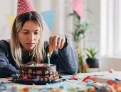 أعراض وعلاج إكتئاب عيد الميلاد