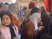 انتهاء امتحانى الفيزياء والتاريخ.. طلاب الثانوية العامة يغادرون اللجان