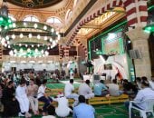 أهالى البحيرة يفترشون مسجد ناصر بدمنهور