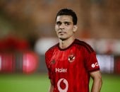 اشرف بن شرقى لاعب الأهلى