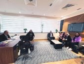 البيئة تبحث سبل تشجيع المنشآت الصناعية لاستكمال سجل البيانات البيئية
