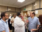 نائب وزير الصحة يتفقد منشآت صحية بالقليوبية ويوجه برفع معدلات التشغيل