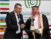 عمرو اليثى والسفير حالد بن محمد الشريف